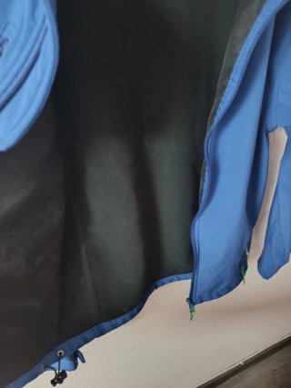 Giubbotto sportivo blu