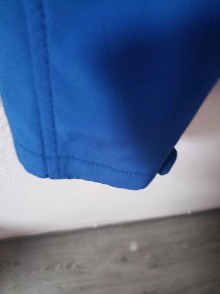 Giubbotto sportivo blu