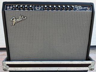 Fender 65 Twin Reverb Amplificador Guitarra