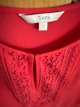 Blusa Yera Roja Talla S