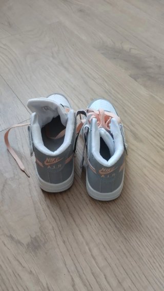 Zapatillas deportivas niña