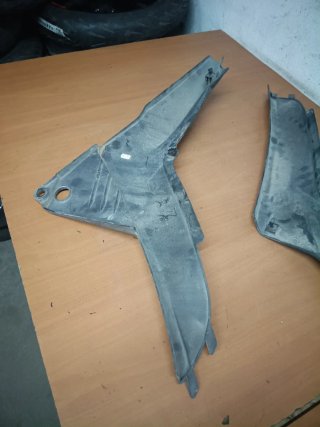 Carenado Lateral Yamaha XT 660 (06)