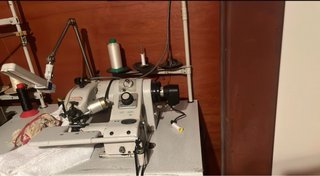 Máquina industrial para bajos
