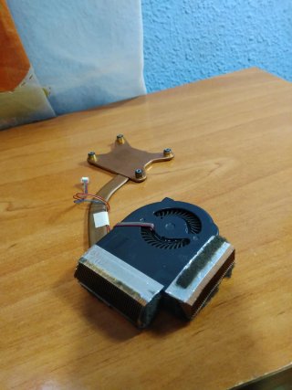 Ventilador y disipador Lenovo portátil
