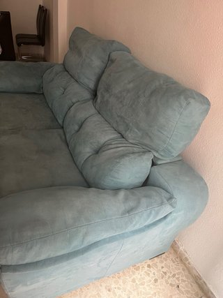 Lote 2 sofás-cama ,mesa de salón y mesitas de noch