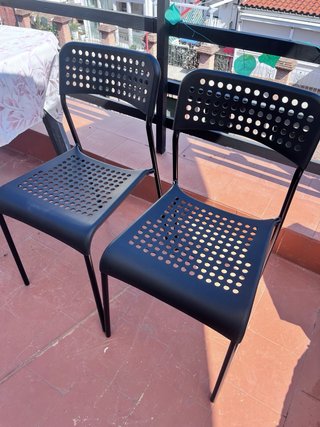 2 Sillas Ikea SANDSBERG Negras