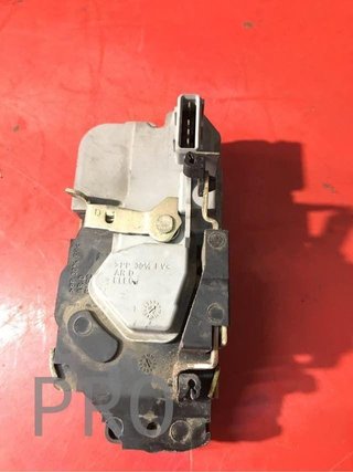 Cerradura del der peugeot 206