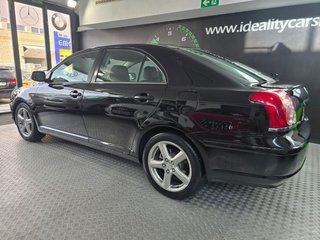 Toyota Avensis 2.2 D4D Executive