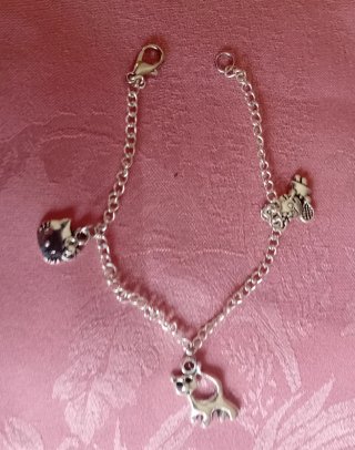 Pulseras hechas a mano