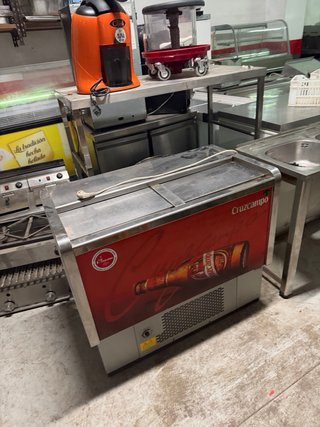 Nevera Botellero Cruzcampo en buen estado