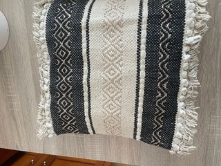 Set 4 Cojines Decorativos Beige y Negro