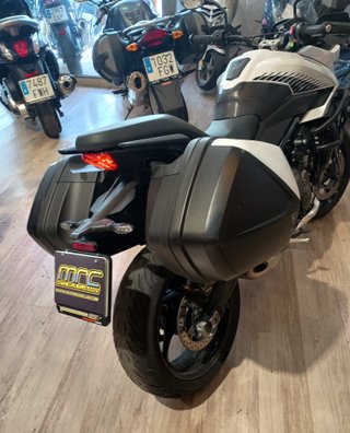 Triumph Tiger Sport 660 Gris/Blanco