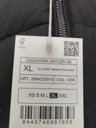 Chaqueta Álvaro Moreno verde oscuro acolchada