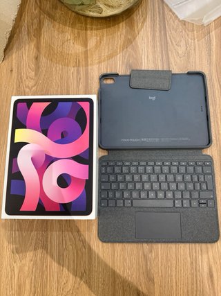 iPad Air 10 2022 64GB/256GB + Teclado Logi