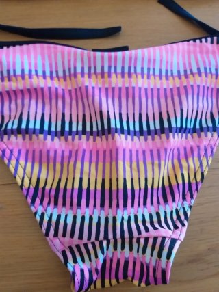 Bikini color arcobaleno