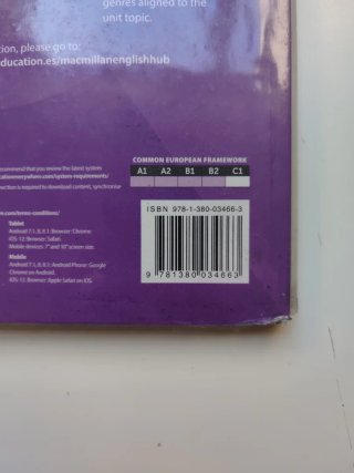 Macmillan English Hub C1 Student's Book