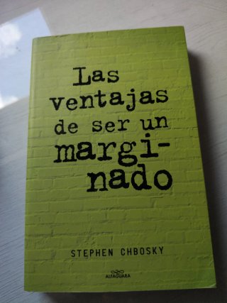 Libro, lectura juvenil