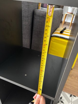 Estantería modular gris, creo que era de Ikea