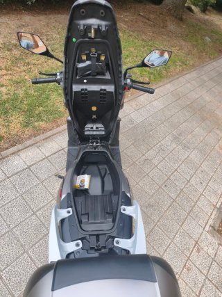 Moto 125 ATR Scooter Gris Automática QjMotor