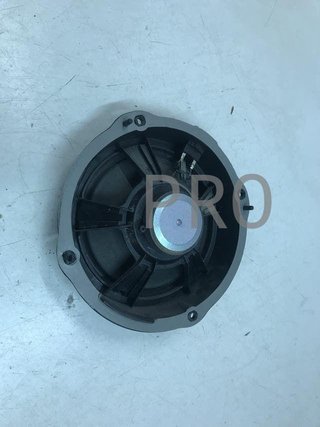 Altavoz Seat León MK3 delantero izquierdo