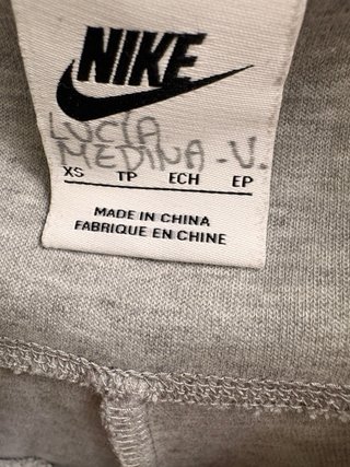 Abito sportivo Nike Tech grigio