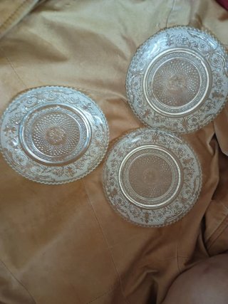 Platos de cristal antiguos