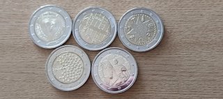 Lote p/Eloy 13 monedas 2 euros conmemorativas