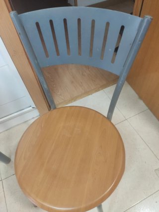 Mesa de cocina y 4 sillas