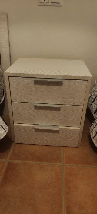 2 Mesitas de Noche Madera y Metal