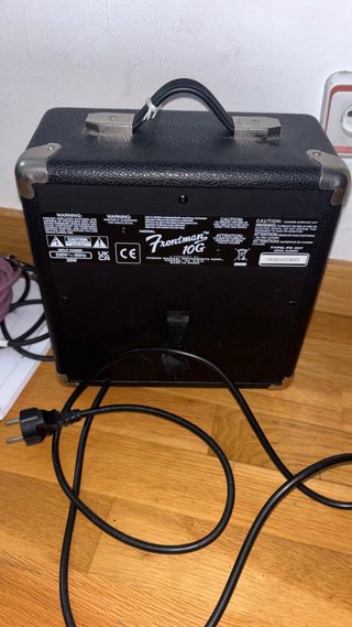 Amplificador Fender Frontman 10G