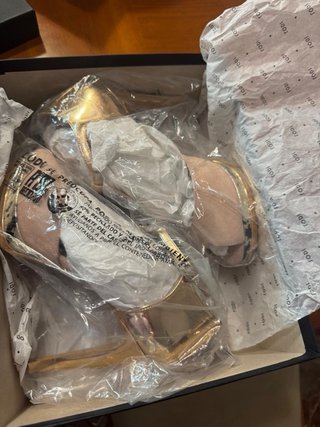 Zapatos LODI, de ante rosado