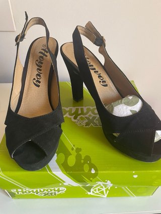 Sandalias de tacón Hoyvoy mujer negras