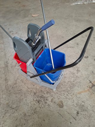 CARRO LIMPIEZA PEQUEÑO PROFESIONAL