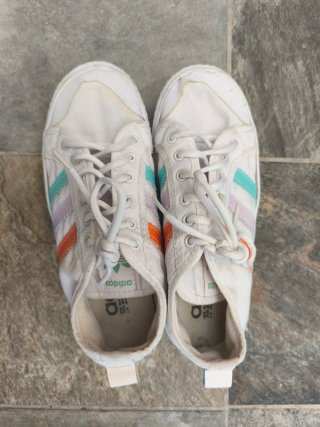 Zapatillas Adidas Talla 39.