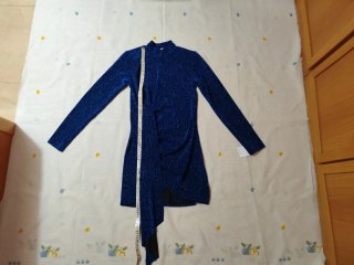 Vestido fiesta azul brillante