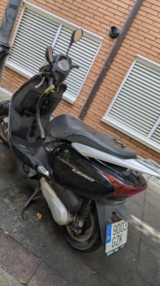 Honda Lead 110 Scooter Negra