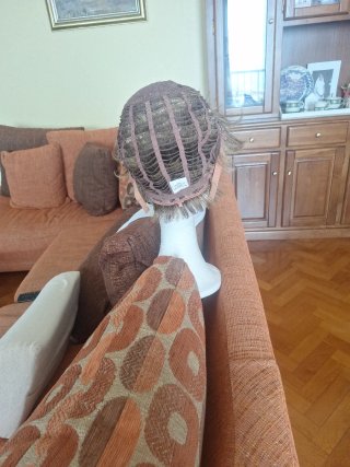 Peluca color castaño con mechas - Nueva