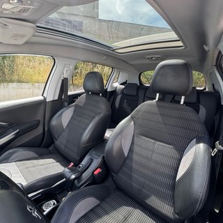 Peugeot 2008 2014