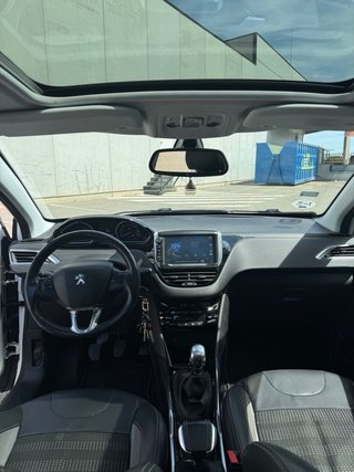 Peugeot 2008 2014
