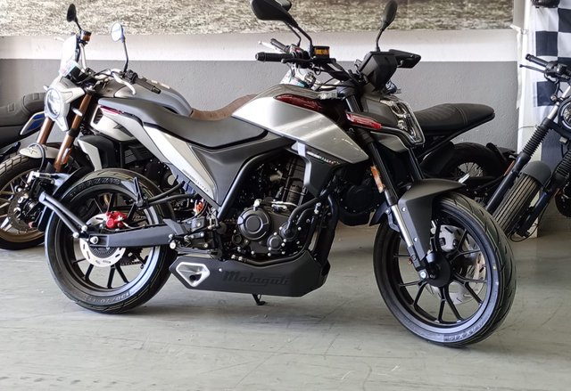Malaguti Drakon 125 ABS Naked Gris