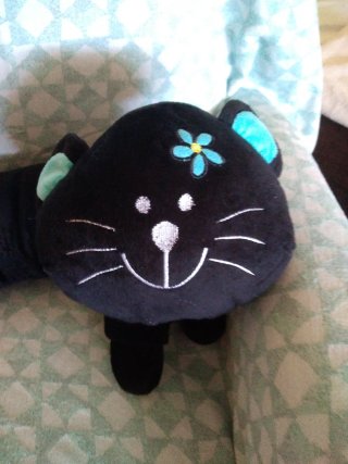 Peluche gato quitafrios negro