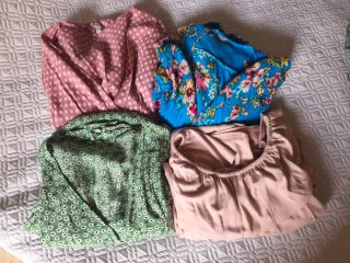 Lote 4 vestidos  Talla Única