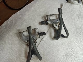 Pedales bicicleta carretera Shimano 105