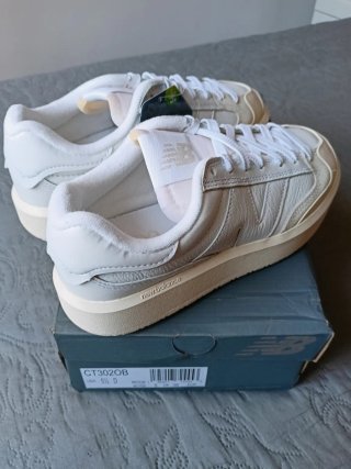Zapatillas New Balance CT302 blancas talla 38