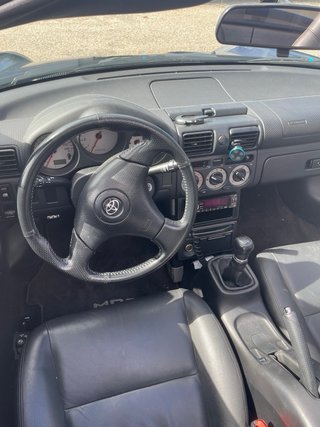 Toyota MR2 2003