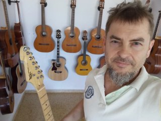 Guitarra Española, Acústica, Eléctrica a Domicilio
