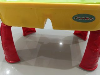 Mesa manualidades y accesorios Kinetic Sand
