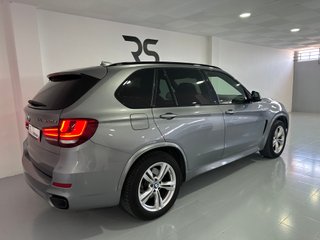 BMW X5 M50d