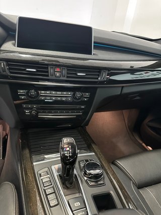 BMW X5 M50d