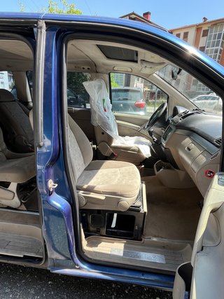Mercedes-Benz Viano 2004